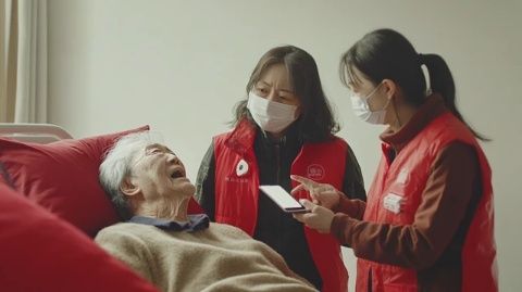 今日早上在石岐东区打完疫苗,就不想回小榄上班了,两个人一时兴起