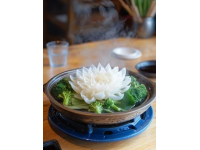 西双版纳感冒经历与延边美食回忆：病后感悟生活变迁