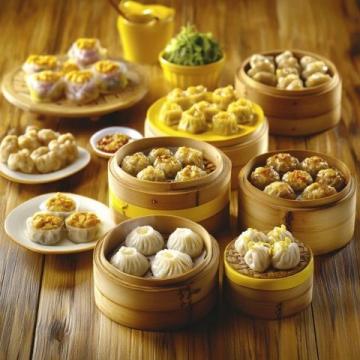 跨界美食新体验:榴莲披萨、冒菜火锅粉,一站式享受独特味觉盛宴