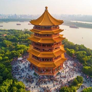杭州:普通人的低成本逆袭之路?