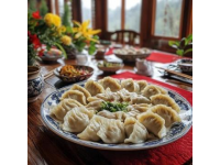内蒙古必尝十大美食：传统风味与丰富食材的完美结合
