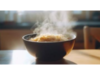 无水蒸面条的做法: 一道家常美味,口感滑爽