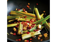 葱香四溢：简易葱油饼，三十分钟成就经典美味