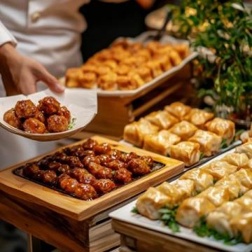 从餐饮创业者的视角来看,这些关键要素包括: