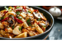 莲藕炒猪肉：色香味俱佳的家常美味做法详解