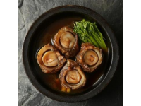 香浓五花肉焖土豆：传统家常美味