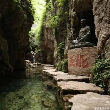 再游襄阳古城;忆起三十多年前的旅程与今日的变化