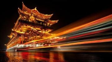 开封作为河南省的一个历史文化名城,以其丰富的特色小吃而闻名
