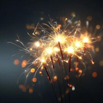 点亮夜空,共赏璀璨烟花时刻!