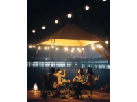 露营中享用美味铁板料理