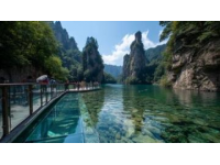 远方过年，贵州省黔西南州兴义马岭河大峡谷，时间2018年2月18日（狗年大年初