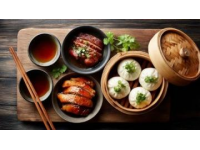 邀请外地朋友品尝上海浦东香格里拉广舟餐厅的美食佳肴