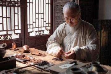 探寻满族文化瑰宝——吉林传统火锅的历史与现代演绎