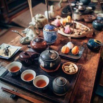 柳州必吃美食攻略:螺蛳粉、酸鸭脚煲等地道美味不容错过