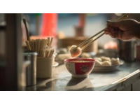 身为一位在昆明扎根五六年的资深吃货，我踏足过无数美食胜地