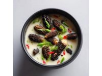 经典粤式冷盘：皮脆肉嫩的白切猪蹄制作秘籍