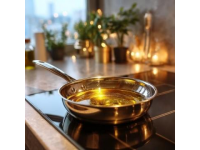 木门轻启，灶火慢煨——回味故乡的温馨时光与岁月的香气
