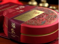 颐和园展出精美梅花形漆盒文物近距离感受古代工匠的精湛技艺