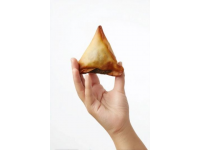 东北美食之争：锅包肉的起源探秘——哈尔滨与吉林的历史渊源
