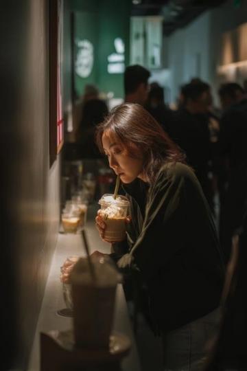 当代年轻人:活着全靠外卖续命,超1亿人不按时吃饭成常态?
