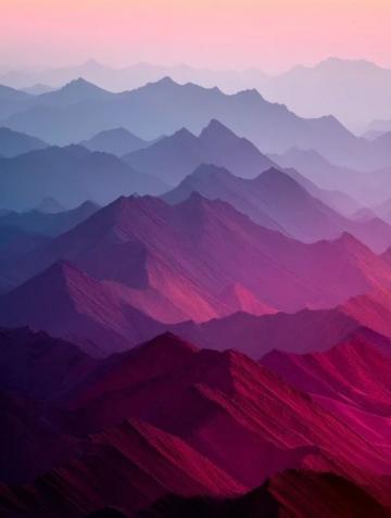 暑假旅行攻略:探索甘肃张掖丹霞地貌美景