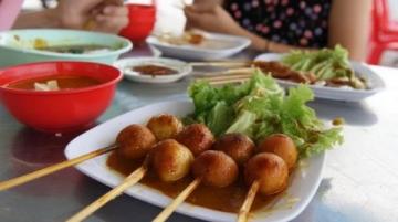 深度美食推荐:海口必吃的小吃、海鲜及创新菜式一览表