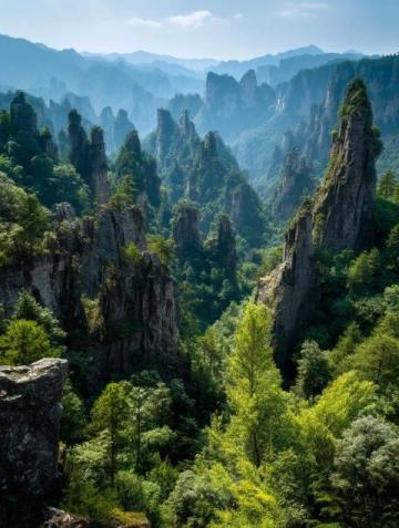 秦岭徒步探险:锅坑梁美景与路线指南
