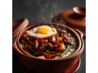 一碗虾仁蛋炒饭，轻松搞定你的美味晚餐！