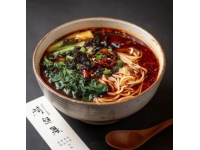 贵州特色美食：千年传承中的酸辣传奇与味蕾盛宴