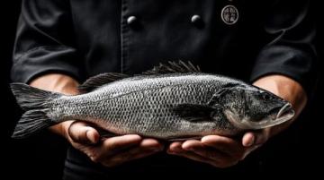 葱香鲈鱼：一道令人垂涎欲滴的家常美食