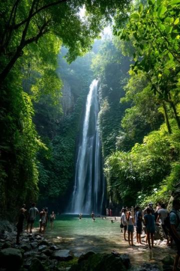 探秘印尼:巴厘岛至多巴湖,十大绝美景点与美食之旅