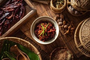 广西十大特色美食盘点：探寻民族风情与舌尖上的魅力