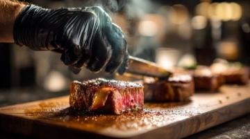 孟醒耗资500万购得牛腩秘方，打造轻奢美食品牌雕爷牛腩之路