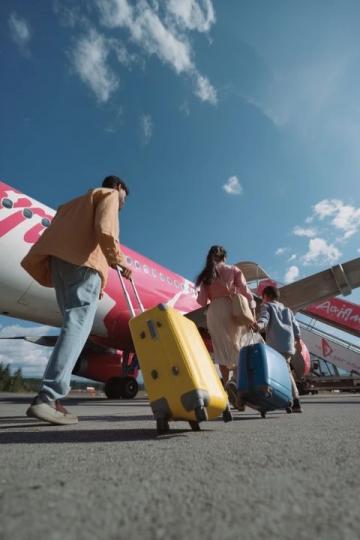 五一假期旅游热度飙升,反映出国内消费市场的强劲复苏和民众出行需求的高涨