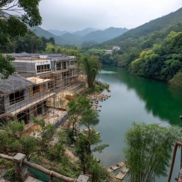 这里是一片美丽的自然风光的地方,拥有北江、沙滩、草原、牛羊等景观。