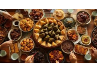 广西南宁特色美食：酸辣风味与民族融合佳肴