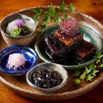日本鳗鱼饭的魅力:精细烹饪的艺术