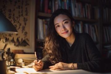 阿秋的温馨晚餐：邱晓辉笔下的永遇乐风情