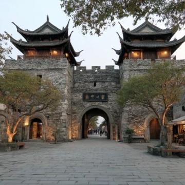 淄博旅游必去地点和不容错过的美食推荐