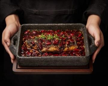 广州渔痴鱼醉：地道湘菜与优雅环境的完美结合