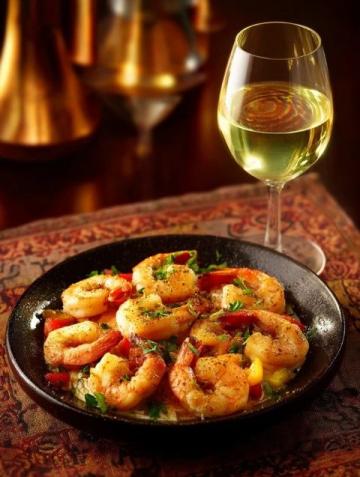 夏日解暑佳品：鲜美啤酒虾轻松在家做