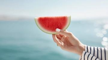 夏日清凉解暑:西瓜椰椰西米露的做法与营养价值分析