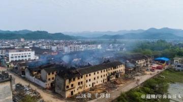 望江南·鱼排之韵邱晓辉