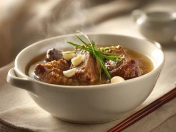 师傅揭秘：这款酱卤牛肉为何一天能卖200斤？