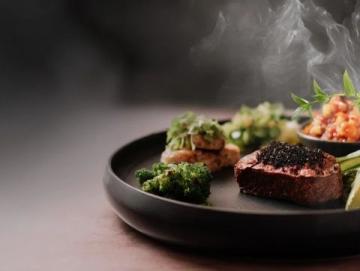 独家揭秘在家轻松自制椒盐秘籍，肉类、鱼类、蔬菜类美食轻松搞定