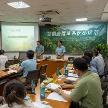 大庆兰德学校刘禹贝(大庆兰德学校学生植树)