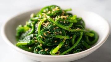 马拉盏酱煸翡翠丝瓜(马拉盏酱美食)