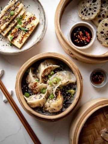苏州必尝特色小吃盘点:糕团、面食、点心大集合