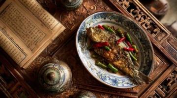阳朔啤酒鱼复刻秘籍:鲜辣美味的鱼肉料理与啤酒的完美融合