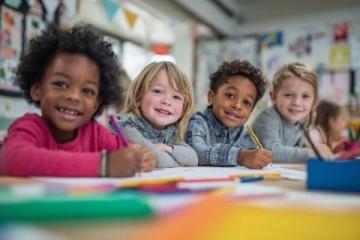 孩子幼儿园就该学一年级知识吗？快乐童年与压力教育的纠结，求支招！